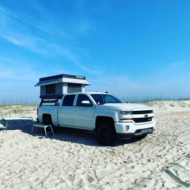 BunduTop roof top tent on truck