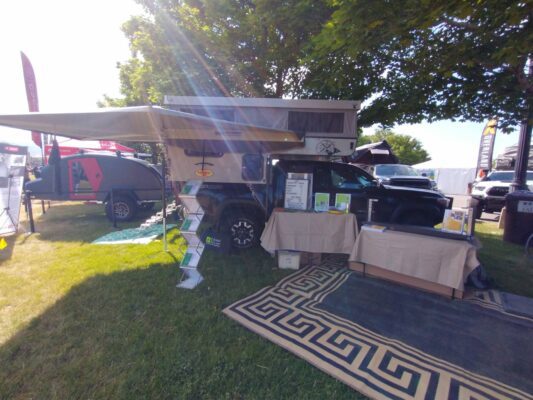 BunduAwn90 BunduHalf halfwing awning