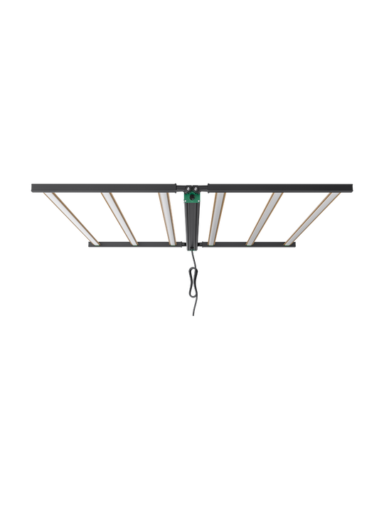 Grower's Choice ROI-FV LED grow light for veg and clone