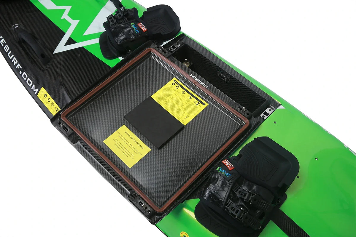 EWAVE V2-6000 jetboard open battery compartment with lid