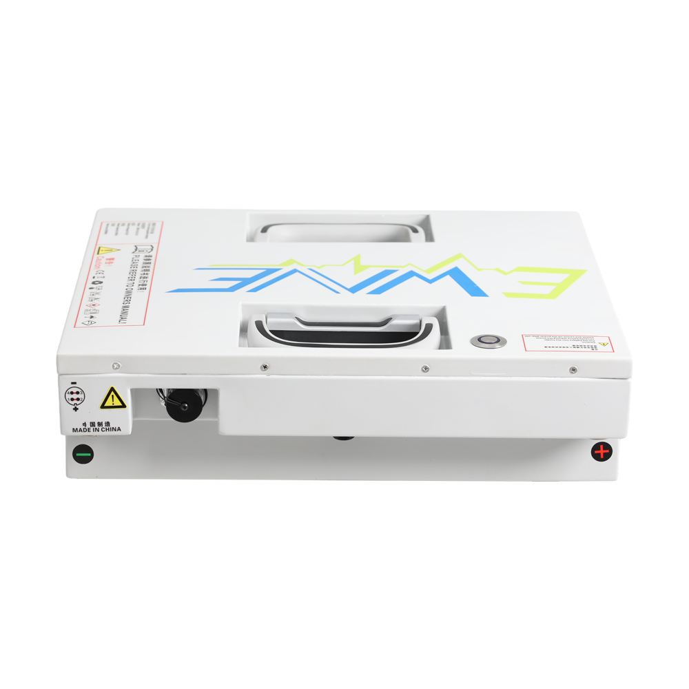 EWAVE 48V 60Ah Samsung-cell battery pack, front view with carry handles