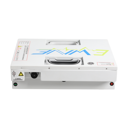 EWAVE 48V 60Ah Samsung-cell battery pack, front view with carry handles